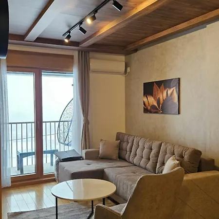 Royal Lux 417 Lejlighed